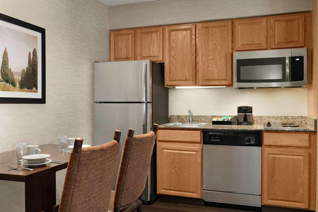 Homewood Suites Syracuse-Liverpool Room photo